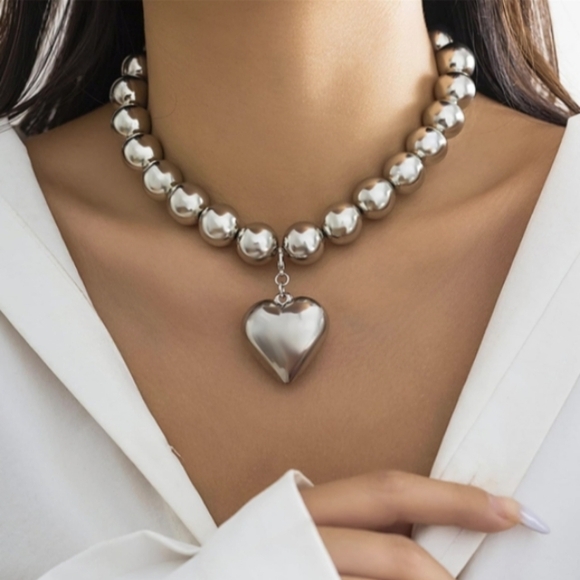 80s Retro Silver Bead Puff Heart Charm Choker Beaded Necklace Big Chunky Beads - Picture 5 of 8